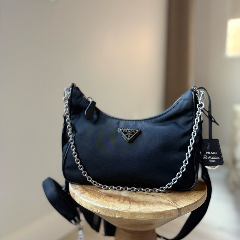 Prada Re-edition 2005 Re-Nylon bag - Picture 5 of 9